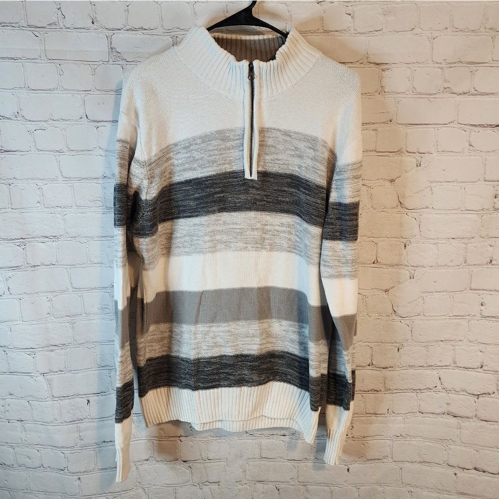 Men's Carbon zip-up sweater, size Medium
